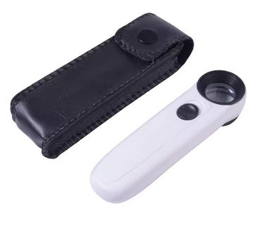 Loupe de lecture avec lumière LED