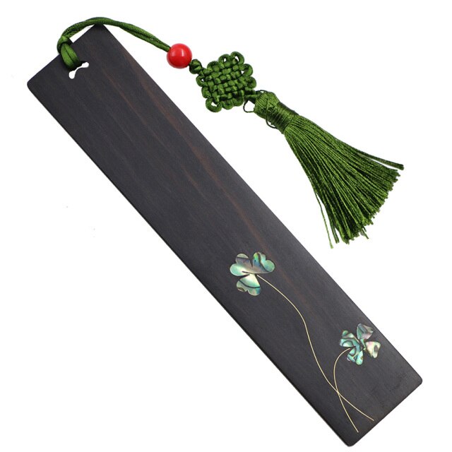 Wooden clovers bookmark