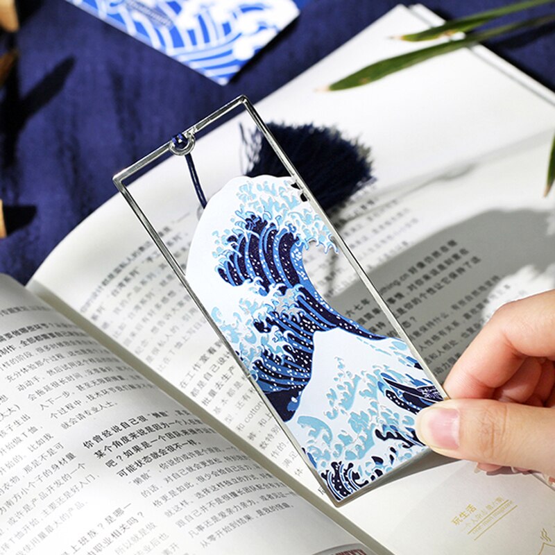 Japanese wave bookmark